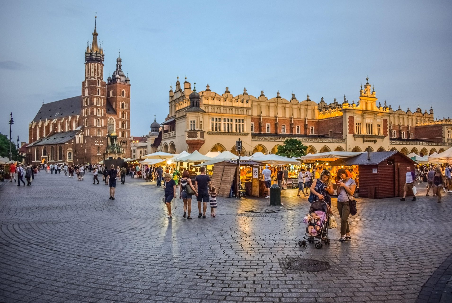 Cracovie, centre ville, la place centrale de Rynek